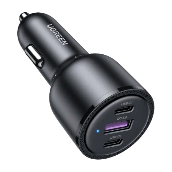 UGREEN 69W USB-C Car Charger cargador de auto 69 W · 2 USB-C + 1 USB-A — Titanio Tech